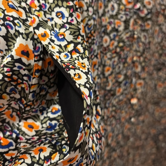 Boden NWT Floral V-Neck Maxi Dress - size 6 - button detail - short sleeve - Picture 5 of 9